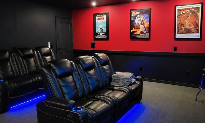 Tuscan Ridge Villa | 20% NEW LISTING DISCOUNT! Amazing Themed 4/3 Home with POOL MOVIE & GAME Room!