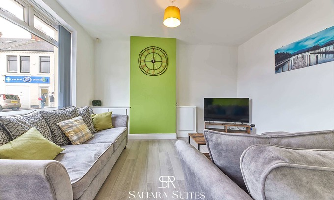 Blyth House | 20% OFF - Modern 5BR Contractor Stay -Parking