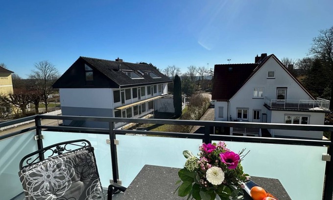 Kellenhusen Apartment | 2001 - Brigitte with partial sea view and dog - 2001 - Penthouse Brigitte with