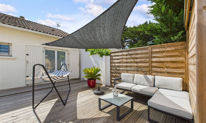 La Faute-sur-Mer House | 200m from the beach – Large terrace for 4