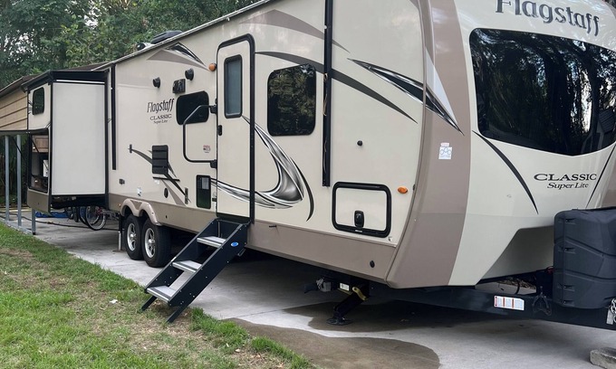 Bay Lake House | 2019 Forest River with 4 slide outs, 2 A/C’s. Huge bunkhouse with 2 slideouts