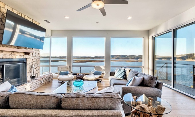 Hughes Park Lake House | 2024 Newly Renovated - NEW PHOTOS - Private dock in the water, 2 Master Bedrooms