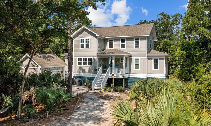 Bald Head Island House | 2025 Now Available! nStep 'Out of Office' and into BHI Bliss