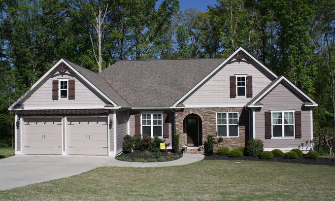Evans House | 2026 available : 5 BR, 3.5 Bath.