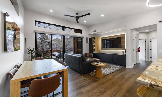 Zion National Park South Entrance Villa | 207 LaFave-Luxury Villa at Zion: Pine Creek