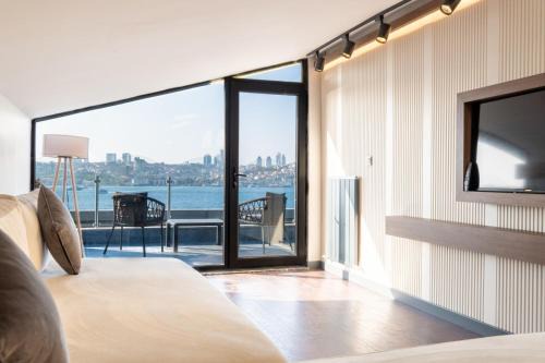 Uskudar Hotel | 216 Bosphorus