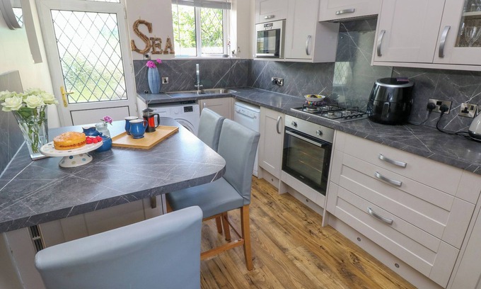 Burry Port Cottage | 22 MORLAN TERRACE, pet friendly, with a garden in Burry Port