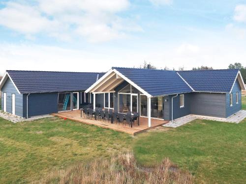 Bratten Strand House | 22 person holiday home in Jerup