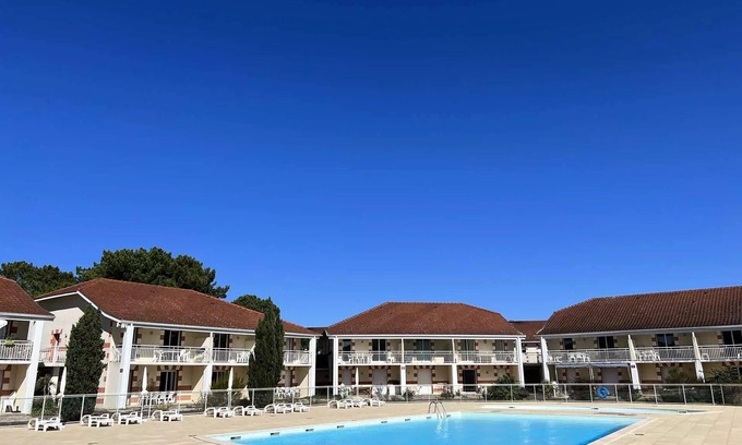 Le Verdon-sur-Mer Apartment | 226 - Komfortable Wohnung in der Residenz mit Pool im Verdon sur Mer