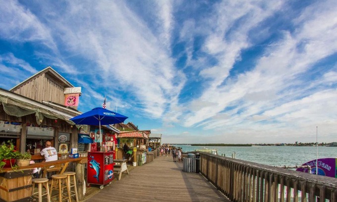 Madeira Beach House | 227 Surf Song Resort