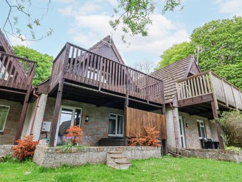Luckett House | 23 Valley Lodge