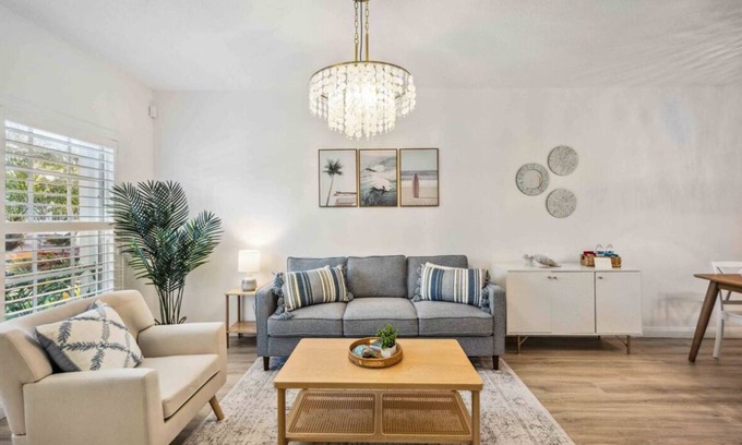 Sabal Harbour House | 25 Min Ana Maria Is. 15 min IMG, Bendenson Park Heated Pool, Tennis, StylishHome