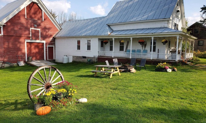 Eustis Other | $25 Nightly Discount on Remaining October dates.nnnnnnn