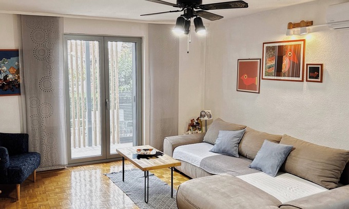 Zambratija Apartment | !25% OFF in October!/Roomy apartment near the sandy beach