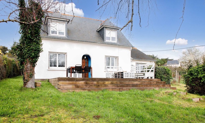 Pleneuf-Val-Andre Ski Chalet | 250m from the Port of Dahouët, house for 6
