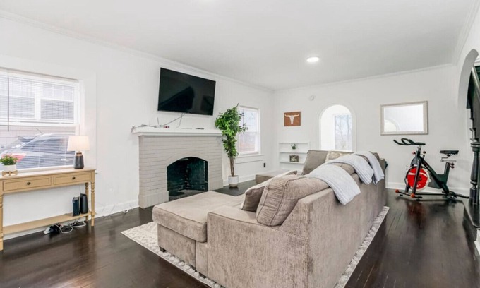 Kansas City House | 29) Construction Companies!
