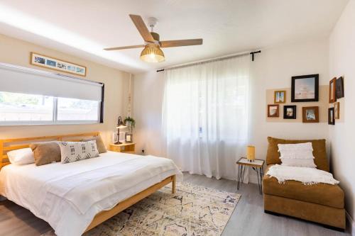 Dania Beach Villa | 2BD 2BA Bungalow 5 min Dania Beach 15 min Hard Rock Stadium