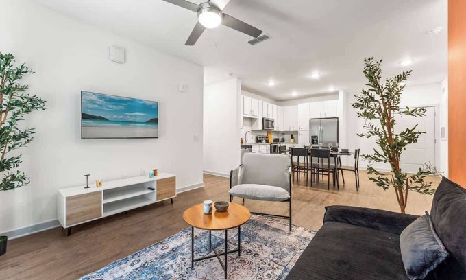 Bay Lake Apartment | 2Bd Apt Sleeps 8 PetsAllowed Close to Disney