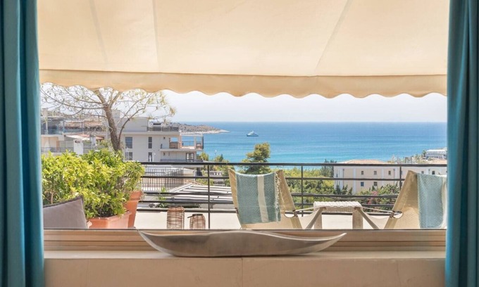 Vouliagmeni Apartment | 2BD Luxury Sea View Penthouse in Astir Beach