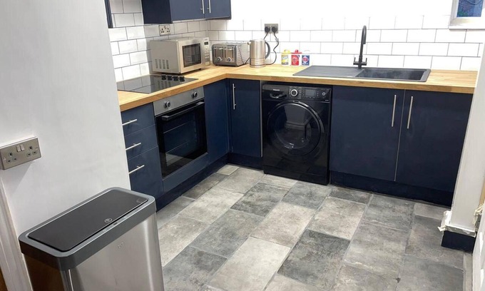 Palterton House | 2bed - Garden-pets-freeparking-m1connections