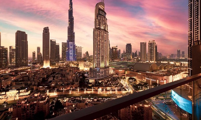 Downtown Dubai Apartment | 2BR | 2 Pools & Gym | Burj Khalifa | Dubai Mall