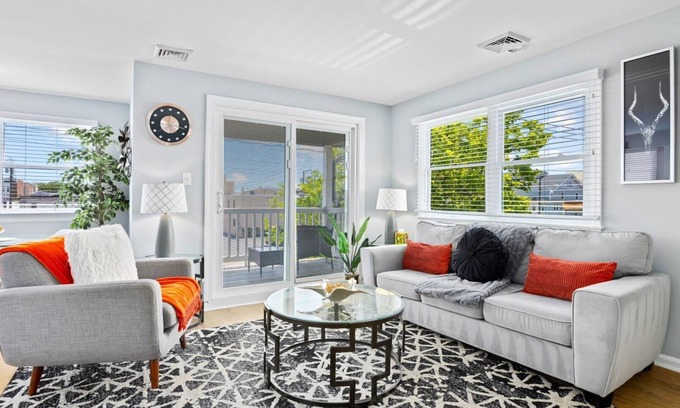 North End Condo | 2BR Beach Escape - Walk to Boardwalk & Downtown OC