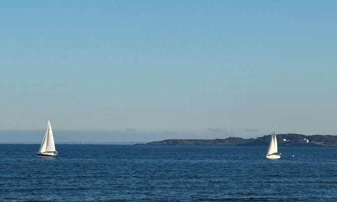 Swampscott Apartment | 2BR Coastal Retreat + EV: 30m Boston, 15m Salem, 5m Beach