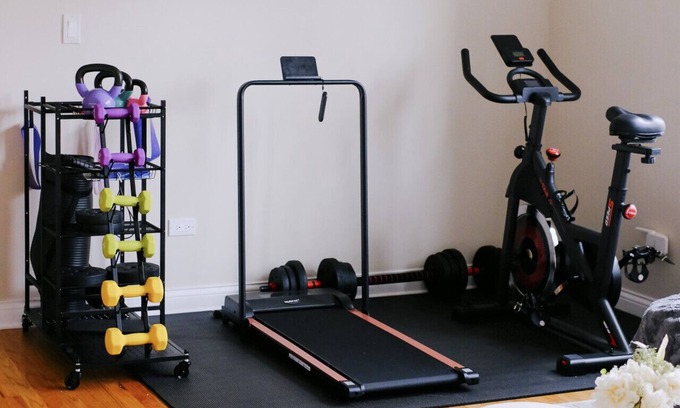 Irving Park East Apartment | 2BR Fitness Pad Private Gym Sleeps 7