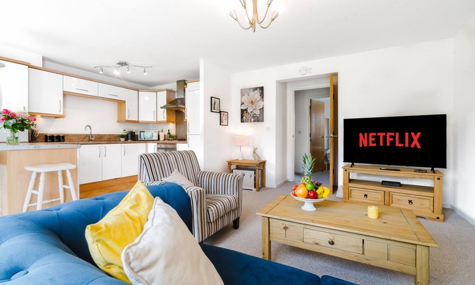 Sheffield Apartment | 2BR Flat Near City Centre Free Parking