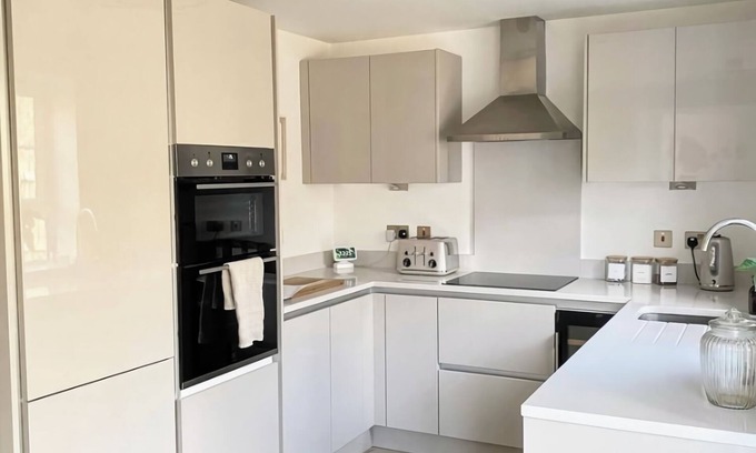 Belgravia Apartment | 2br for couple or families