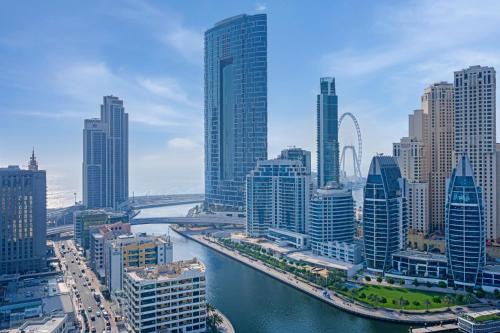 Dubai Marina Apartment | 2BR Full Sea View with Infinity Pool - High Floor