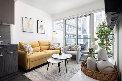 Garden District Apartment | 2br Luxury & Modern Suite 5 Minutes from Eaton Center