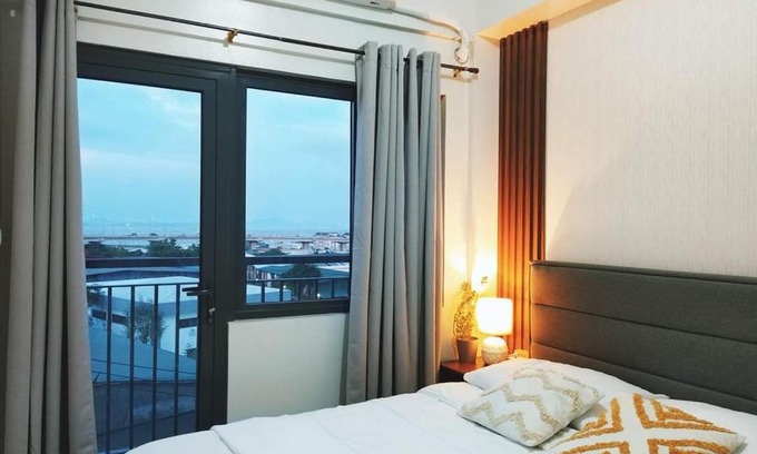 Paranaque Hotel | 2BR SMDC Bloom Residences Near NAIA Wi-fi +Netflix