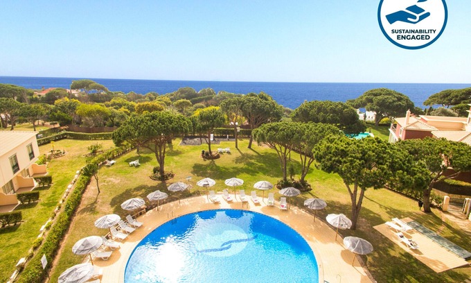 Oura Apartment | 2BR w/Pool & Balconies – Sta. Eulália, Albufeira