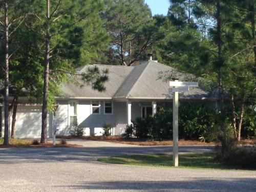 Sugarwood Beach House | 2BR Walk to Beach Florida Gulf Coast Gem for Beach and Nature Lovers