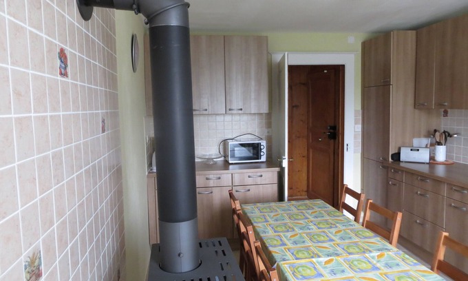 Le Solliat House | 2nd floor apartment 130 m2 shared entrance