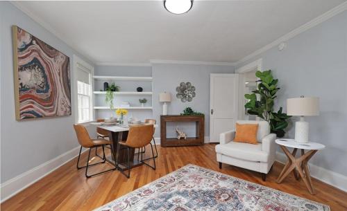 Durham Apartment | 2nd Level Flat in Durham Lakewood Area