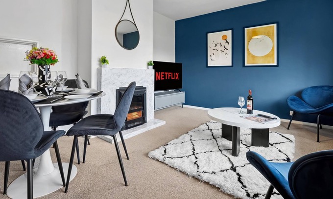 West Horsley House | 2x Bedroom Bungalow (Sleeps 6x) w. Parking