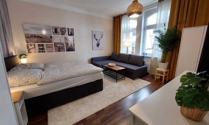 Erfurt Old Town Apartment | 3/2 Voll Ausgestattetes Apartment Mitten in Erfurt Parkplatz Inkl