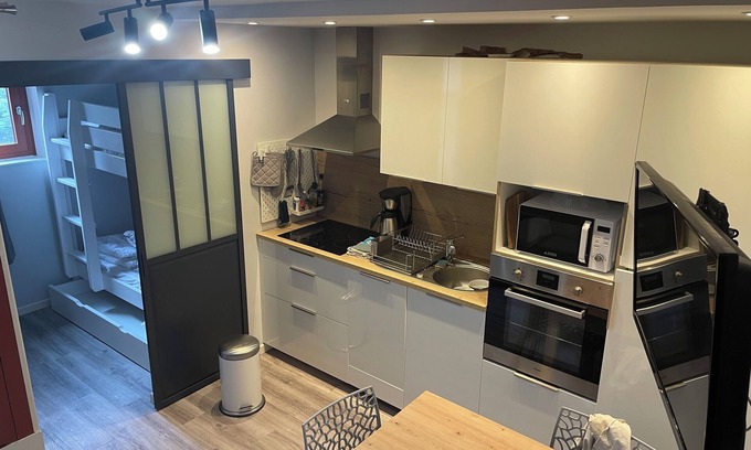 Les Bruyeres Apartment | 3/4-person apartment, Les Bruyères area, ski-in/ski-out, 3 gold flakes