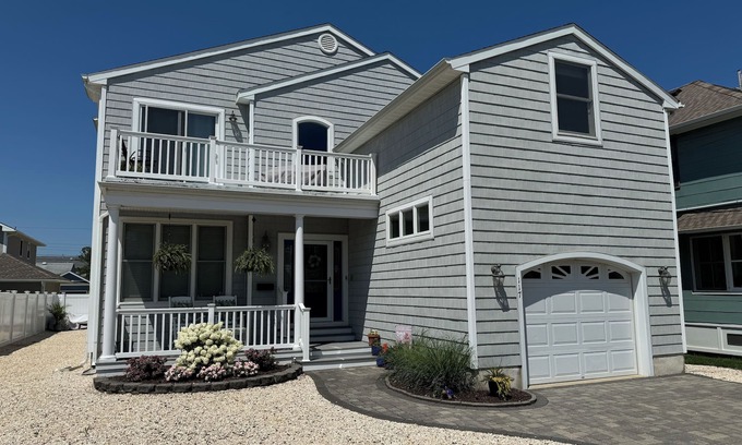 Lavallette House | 3,600 sq ft - 6 bed/3.5 bath Beach Vacation Home - Great Location!