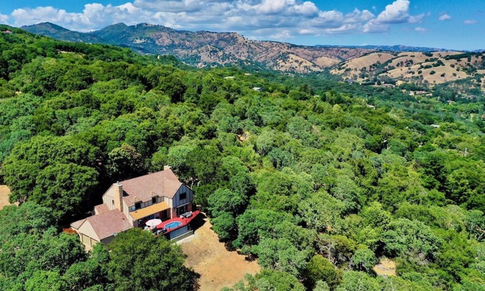 Green Valley House | 3 Acre Luxury Wine Estate with Breathtaking Views