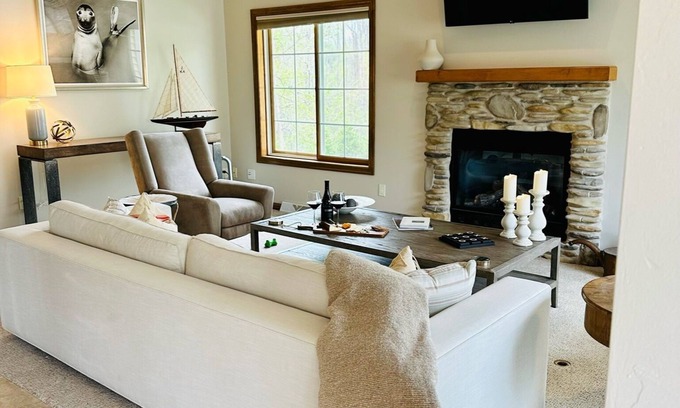 Fish Creek Condo | 3 bed/3.5 bath Fish Creek condo that sleeps 10; walking distance to beach/parks