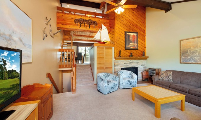 Cedar Condo | 3 bed 3 bath, Outside heated pool, Close to Dunes