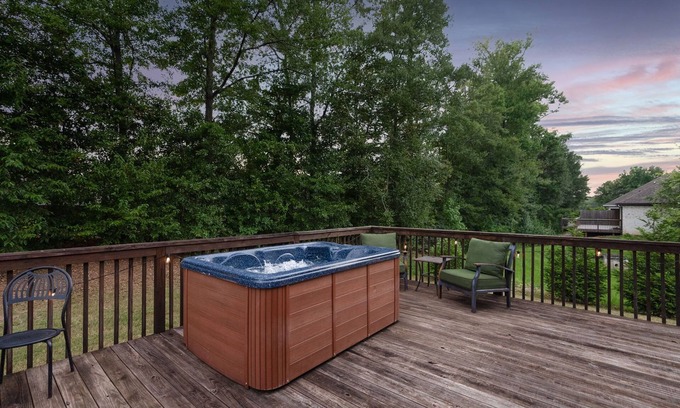 Auburn - Opelika House | 3 Bed, Game Day House, Hot Tub, Minutes From Campus!