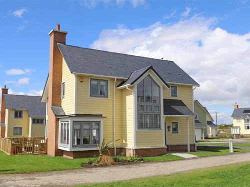 Beadnell House | 3 Bed in Beadnell CN029