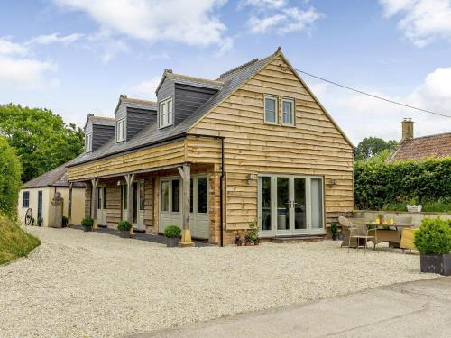 Ilminster House | 3 bed in Ilminster 77987