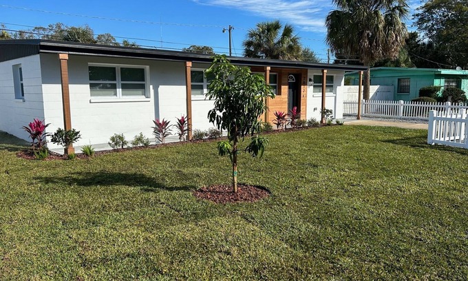 Clair-Mel City House | 3 Bedroom 2 bath with Pool near Downtown