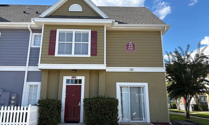 Kissimmee House | 3 Bedroom 2 Bathroom Villas At Seven Dwarfs 21-104