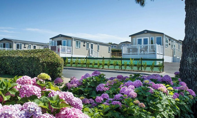 Holywell House | 3 bedroom accommodation in Holywell Bay